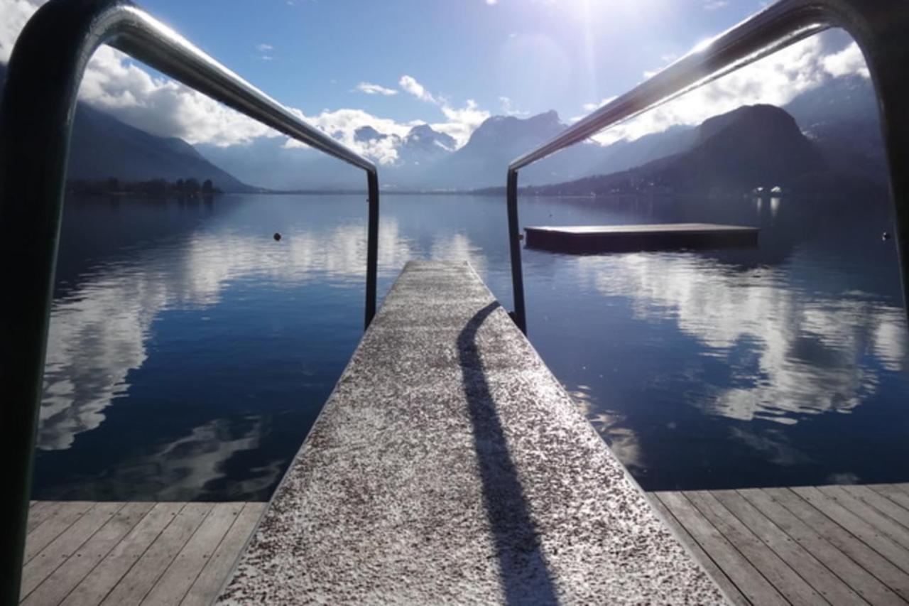 Le Pavillon Du Lac Duingt Exteriér fotografie